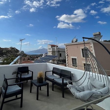 Sonia'S Luxury Apartment With Jacuzzi Kamilari Exterior foto