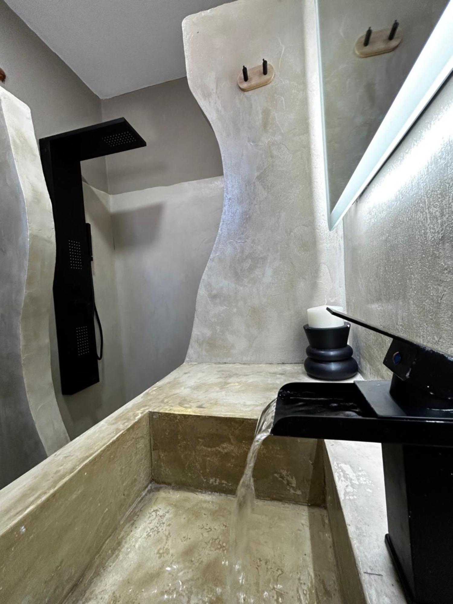 Sonia'S Luxury Apartment With Jacuzzi Kamilari Exterior foto