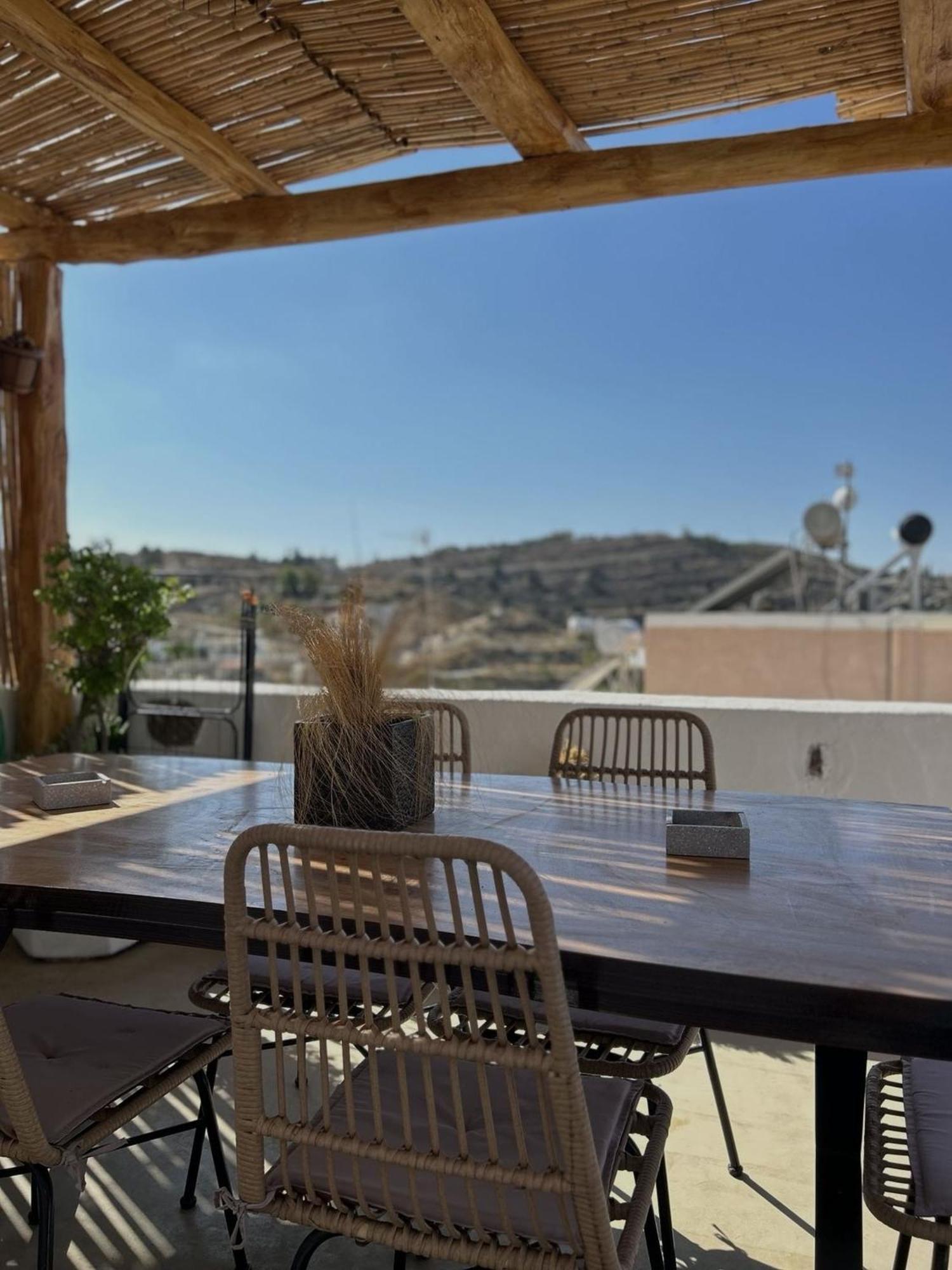 Sonia'S Luxury Apartment With Jacuzzi Kamilari Exterior foto